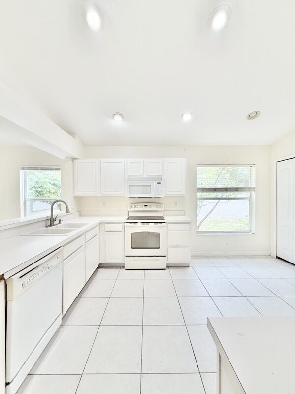 Building Photo - 5431 Ayrshire Dr