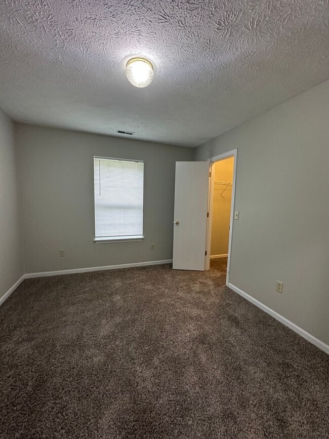 Building Photo - 3 Bedroom Home in West Lafayette - AVAILABLE IN FEBRUARY