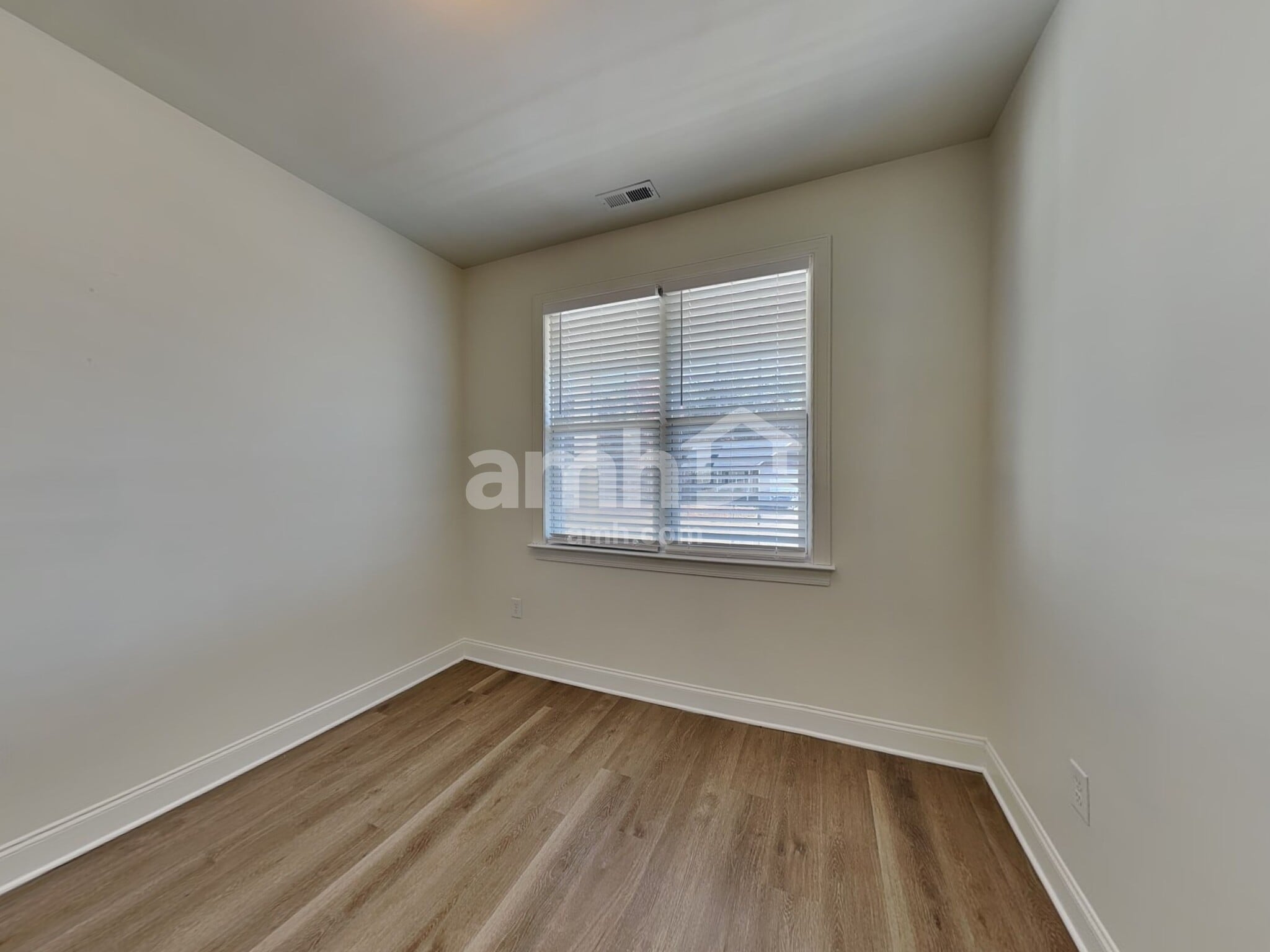 Building Photo - 166 Sequoia Dr