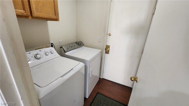 Building Photo - 332 Cavalla St