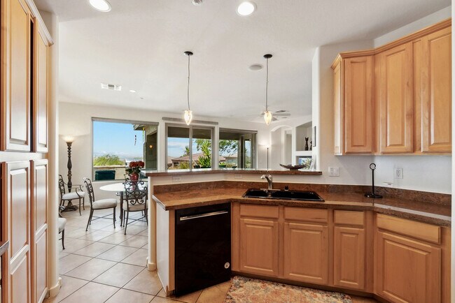 Building Photo - 11512 E Raintree Dr
