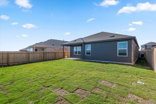 Building Photo - 17701 Sage Thrasher Dr