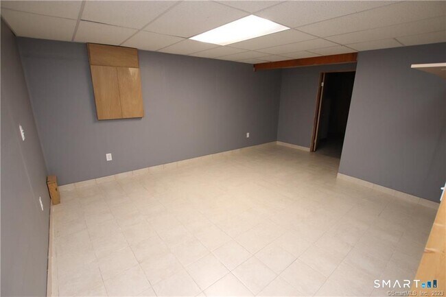 Building Photo - 2 Mulberry Ln