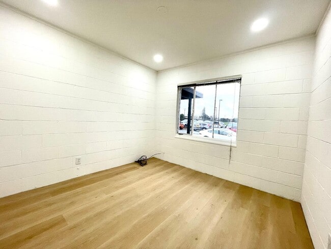 Building Photo - 5119 58th St