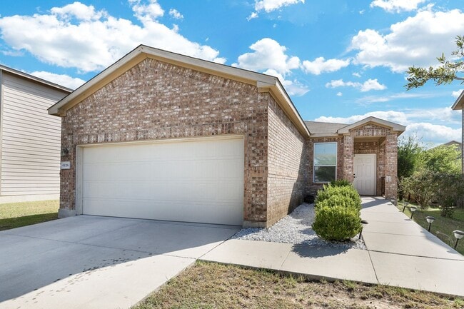 Building Photo - ***APPLICATION CURRENTLY UNDER REVIEW***Luxurious Move-In Ready Home with Versatile Living Spaces