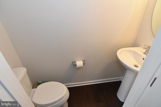 Building Photo - 3544 Briarwood Dr