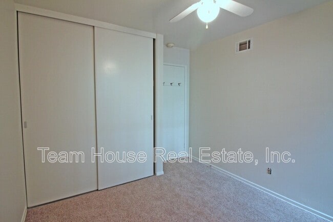 Building Photo - 25433 Plaza Escovar