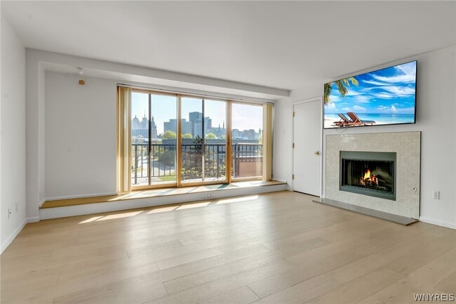 Building Photo - 40 Waterfront Cir