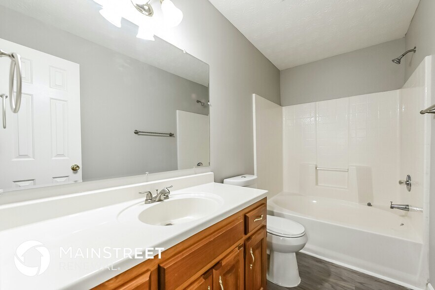 Building Photo - 165 Nowell Dr