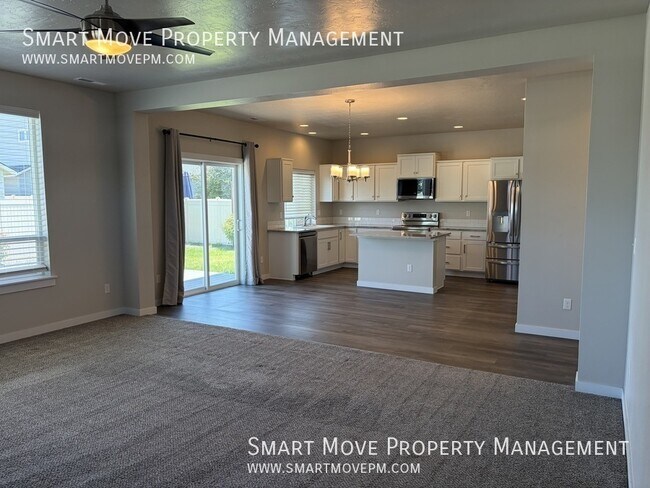 Building Photo - 6160 N Seawind Pl