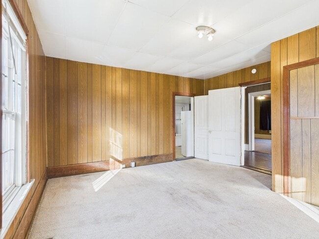 Building Photo - 315 High St