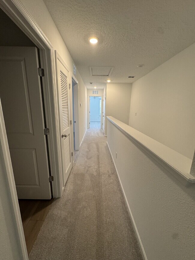 Building Photo - Brand New 3 Bed | 2.5 Bath Townhome – Mode...