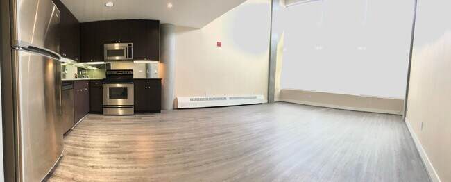Building Photo - Jack London Square Loft – Newly Renovated, High Ceilings, Prime Location!