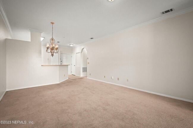 Building Photo - 13810 Sutton Park Dr N