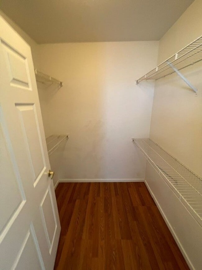 Building Photo - 75 N Valle Verde Dr