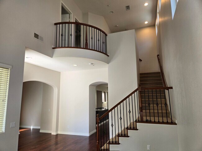 Building Photo - 10186 Prairie Springs Rd