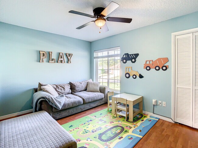 Building Photo - 1373 San Diego Ct