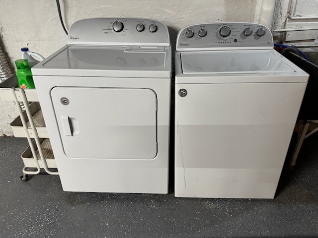 Building Photo - 517 Camden Ave