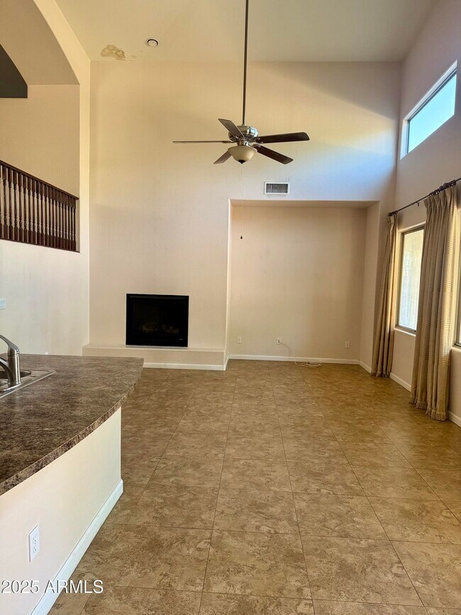 Building Photo - 2216 W Blaylock Dr