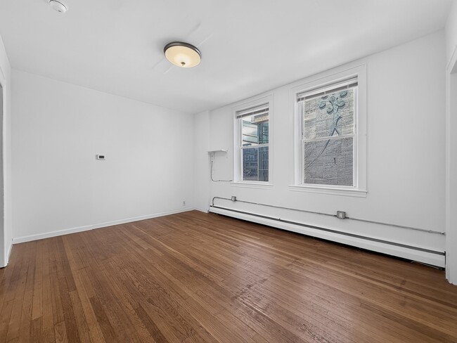Building Photo - 352 Avenue C