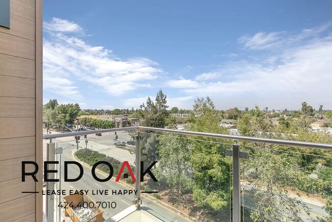 Building Photo - 12444 1/2 Chandler Blvd-416