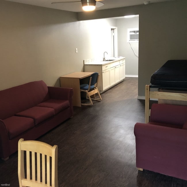 Building Photo - 1 br, 1 bath Apartment - Bellaire