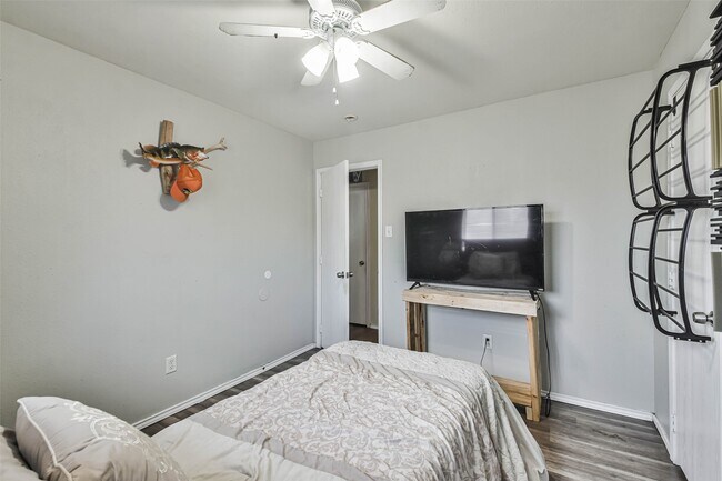 Building Photo - 11735 Pebble Sands Dr