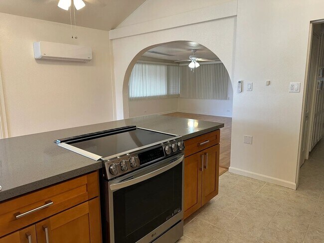 Building Photo - Spacious, 4 bedroom 2 bath single family home in Mililani! *First showing on Monday, January 5th ...