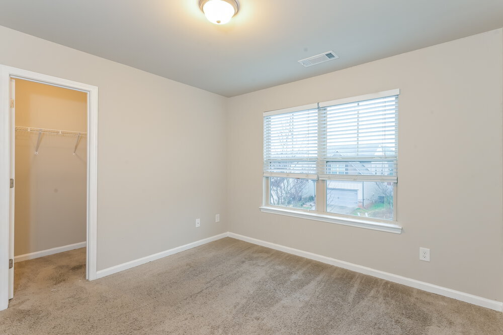 Building Photo - 133 Fern Walk