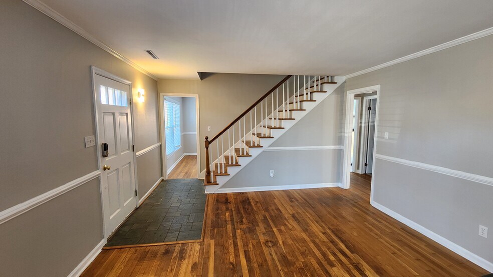 Building Photo - 510 Kingston Hall Ct