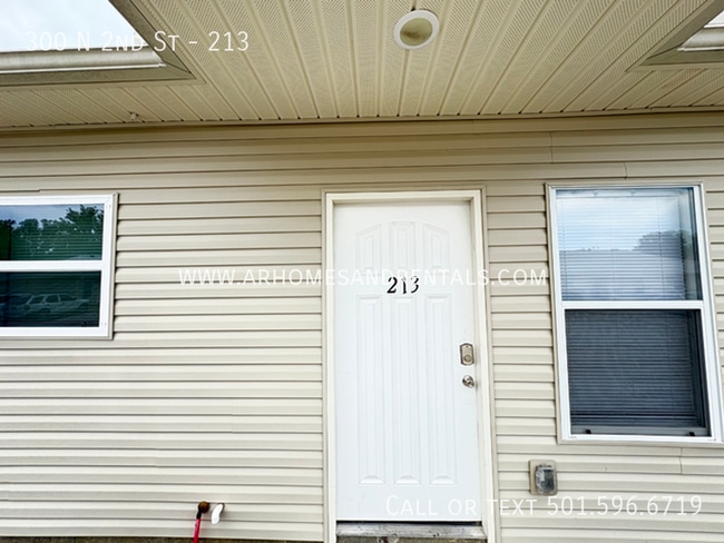 Primary Photo - 300 N 2nd St