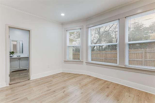 Building Photo - 922 Cristler Ave