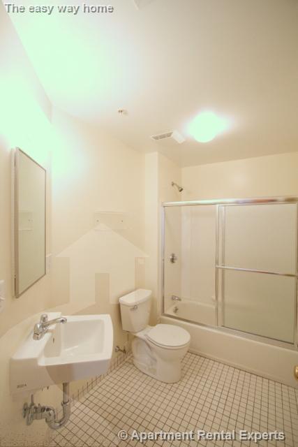 Building Photo - 881 Massachusetts Ave