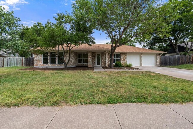 Building Photo - 1403 Creekview Dr