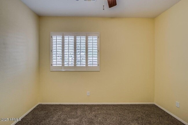 Building Photo - 1604 W Morse Dr