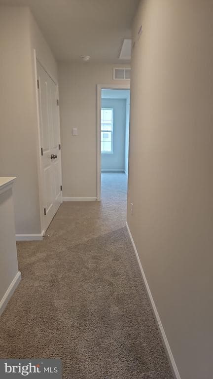 Building Photo - 30 Elliot Ln