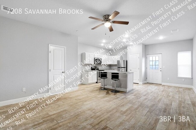 Building Photo - 7208 Savannah Brooks