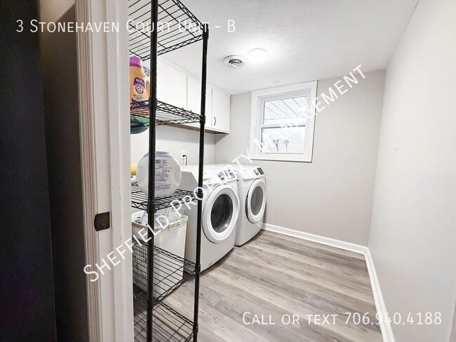 Building Photo - 3 Stonehaven Ct