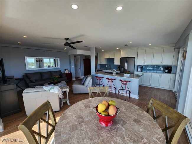 Building Photo - 4803 Sunset Ct