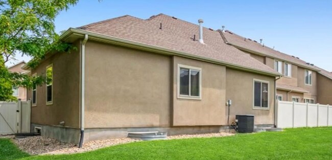 Building Photo - 13666 Mt Cortina Way