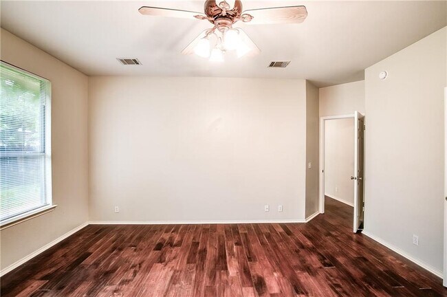 Building Photo - 8334 Liberty Walk Dr