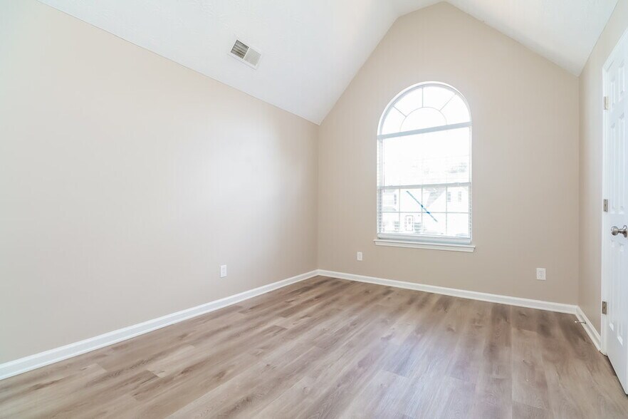 Building Photo - 1085 Ivey Ln