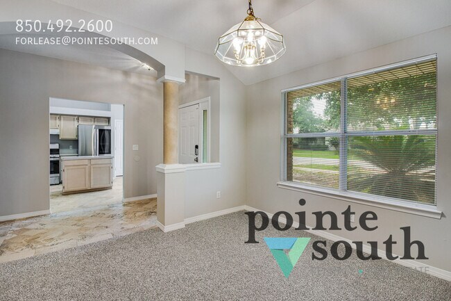 Building Photo - 404 Ridge Wood Cir