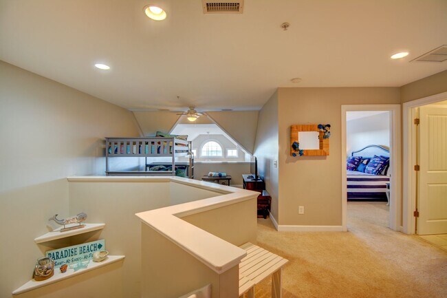 Building Photo - *Seasonal Rental* at Summer Winds 205: 3 Bedroom + Loft on Topsail Island - 3 month lease required