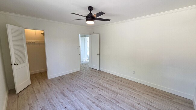 Building Photo - Beautifully Remodeled Detached 2 Bed 1 Bath Home with yard and pet friendly!