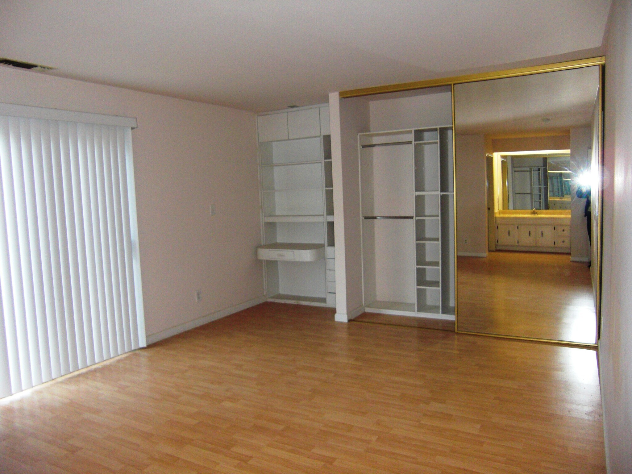 Building Photo - 22451 Dolorosa St