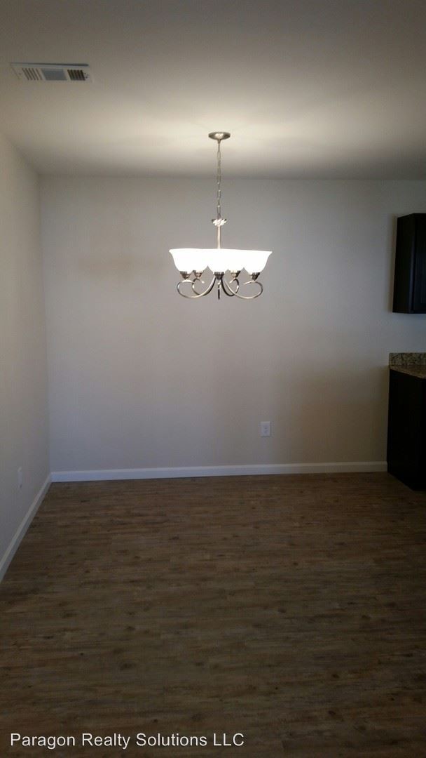 Building Photo - 5161 Jefferson Blvd