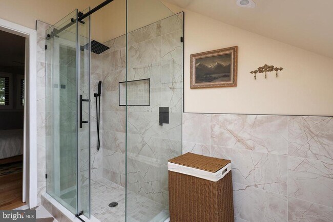 Building Photo - 206 Drakes Drum Dr