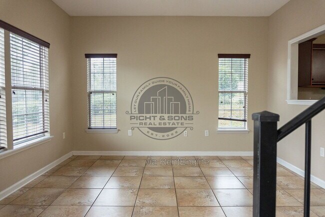 Building Photo - 2297 Del Carmel Way