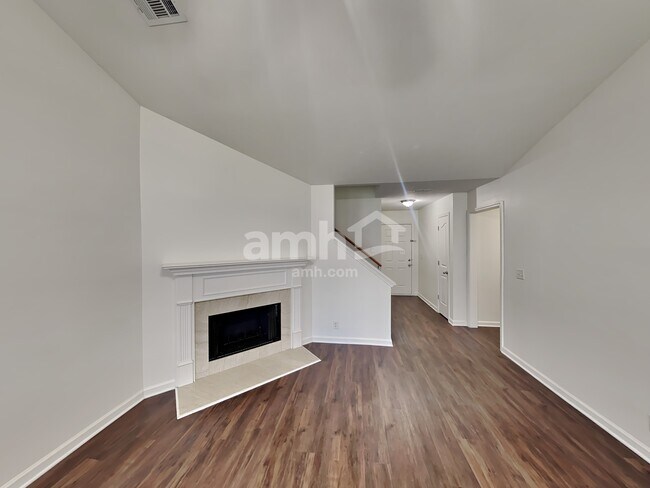 Building Photo - 837 Kaylee Cir